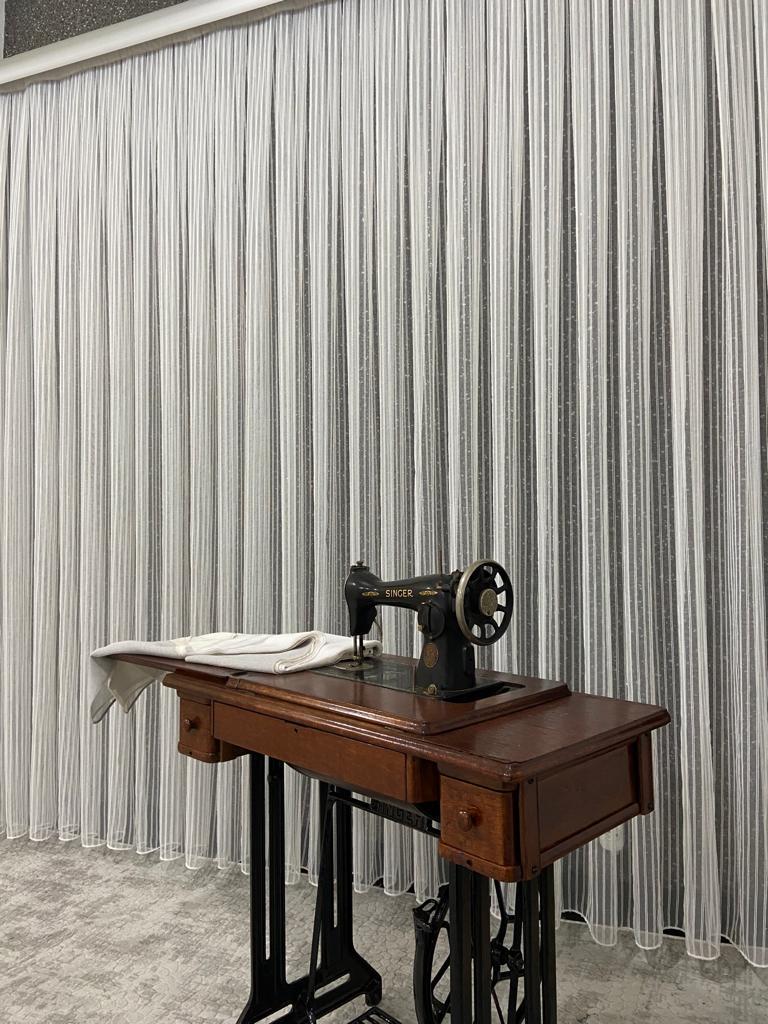  VP506 1. Kalite Zincir Çizgili Tül Perde 1/2,5 Pile Ekru